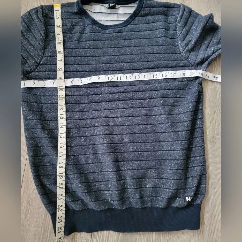 Helly Hansen Sweater - Picture 4 of 4